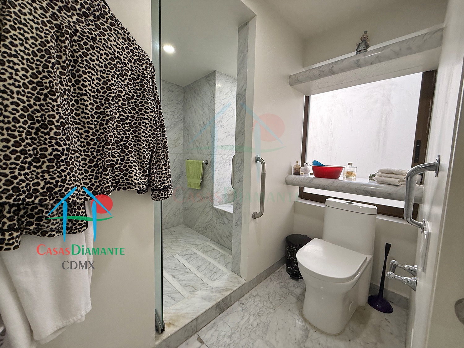 Jardines en la Montaña Malta EB - Recámara principal 11